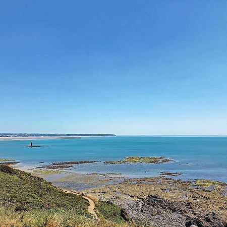 Willa Maison De Plain-Pied Avec Jardin, A 200M De La Plage Et 400M Des Commerces - Fr-1-361-58 Jullouville-les-Pins Zewnętrze zdjęcie